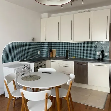 Apartment Neon Gondola *